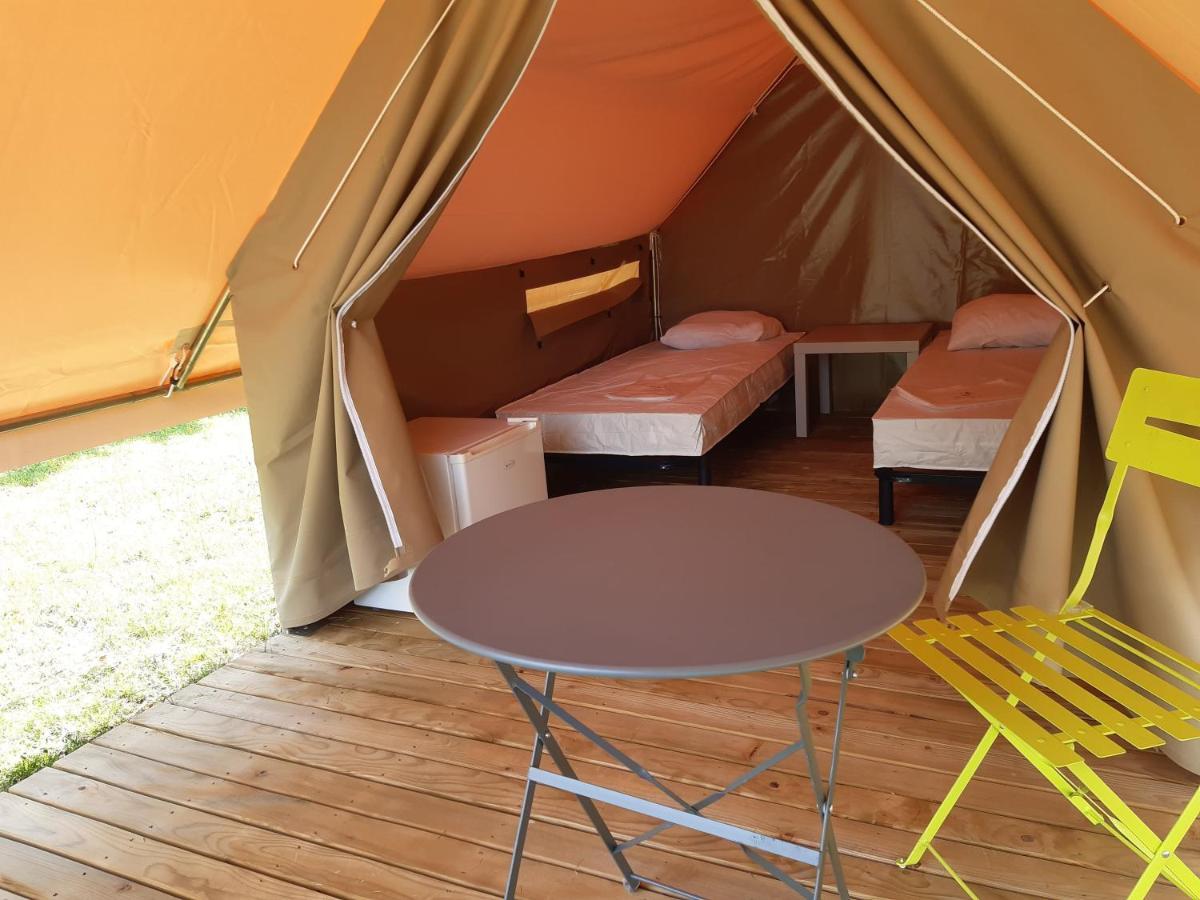Camping De La Miniere Форж-лез-О Екстер'єр фото