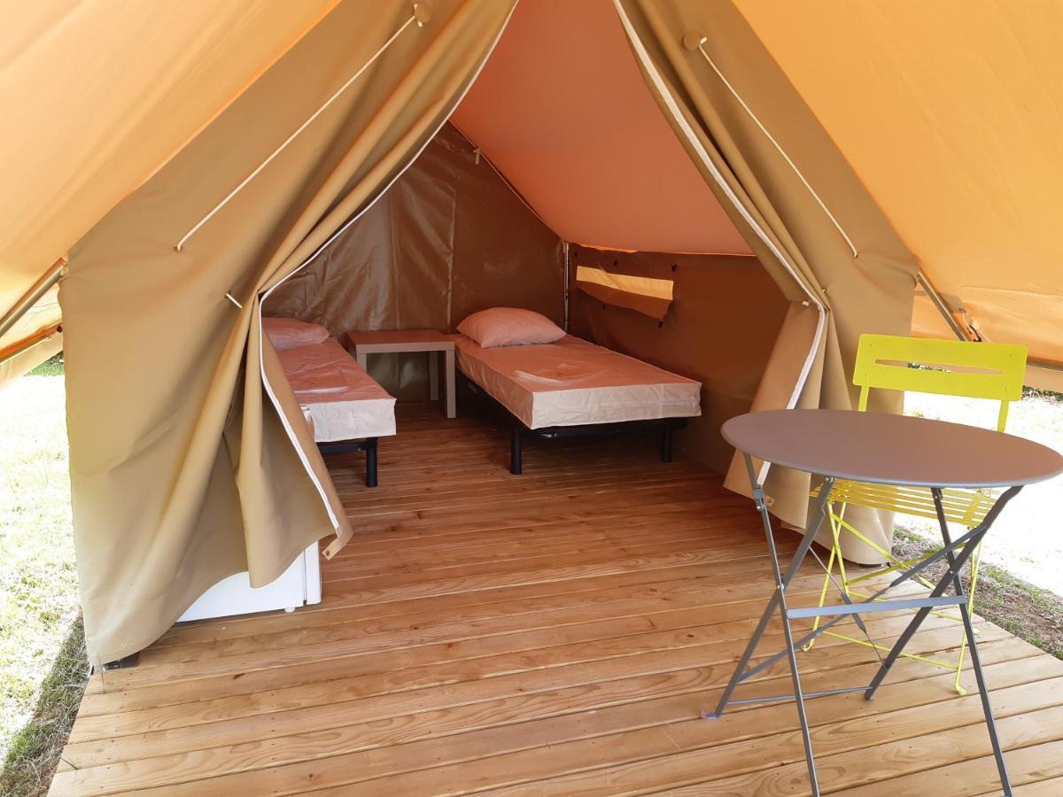 Camping De La Miniere Форж-лез-О Екстер'єр фото